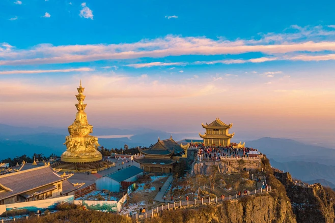 5 Days Private Tour of Chengdu - Leshan Buddha - Mt. Emei