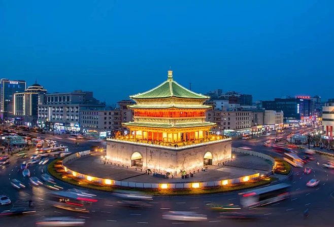 One Day Xi’an Food Tour: Night Walk with Culinary Delights